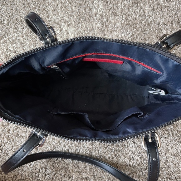 Tommy Hilfiger purse - Picture 2 of 2